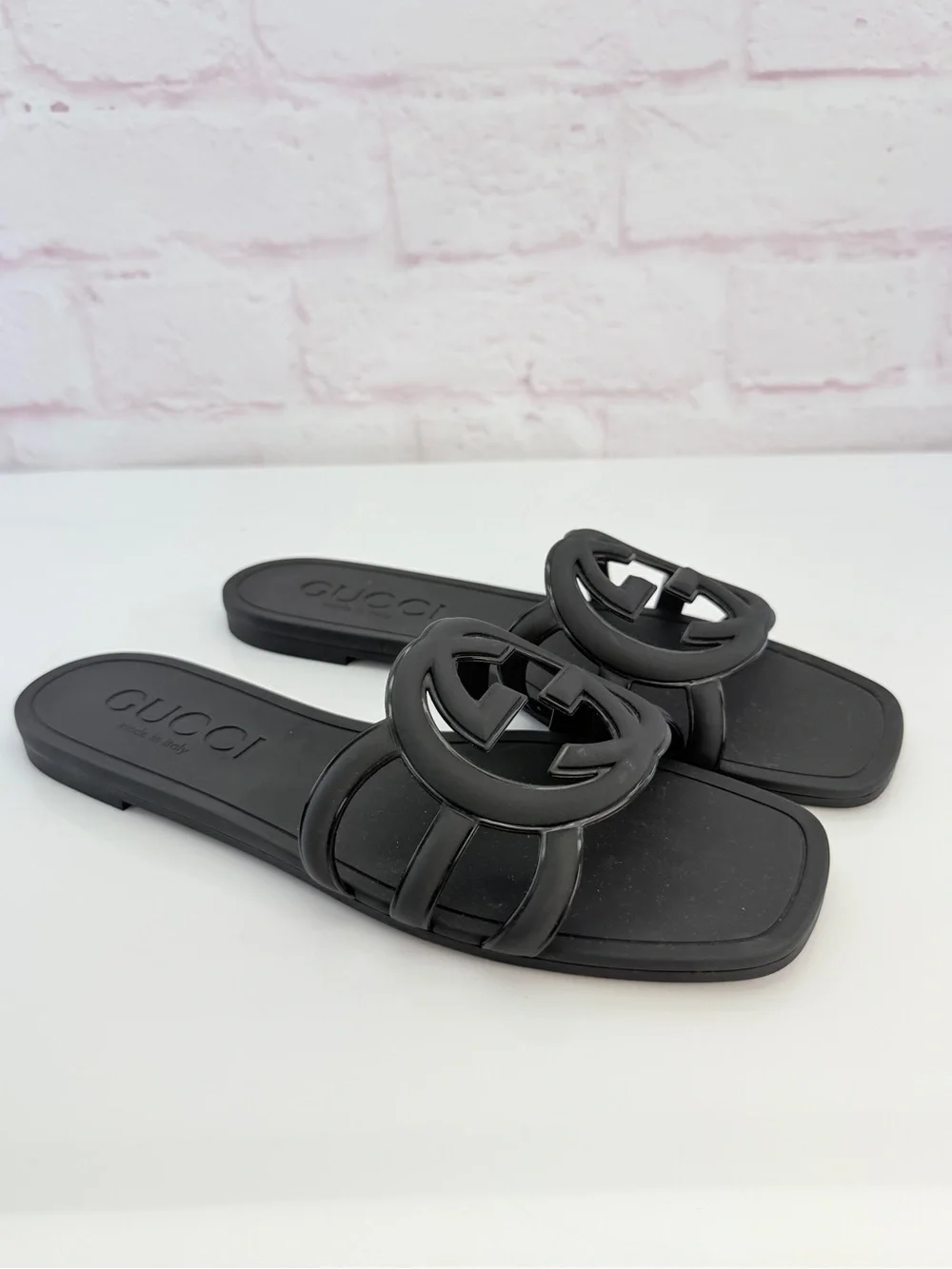 Gucci Women's Black Interlocking G Slide Sandals 39 NIB